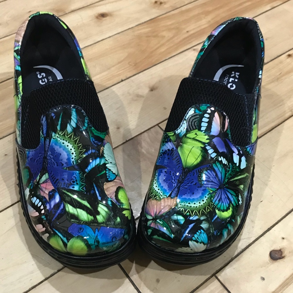 NEW nurse shoes!!!